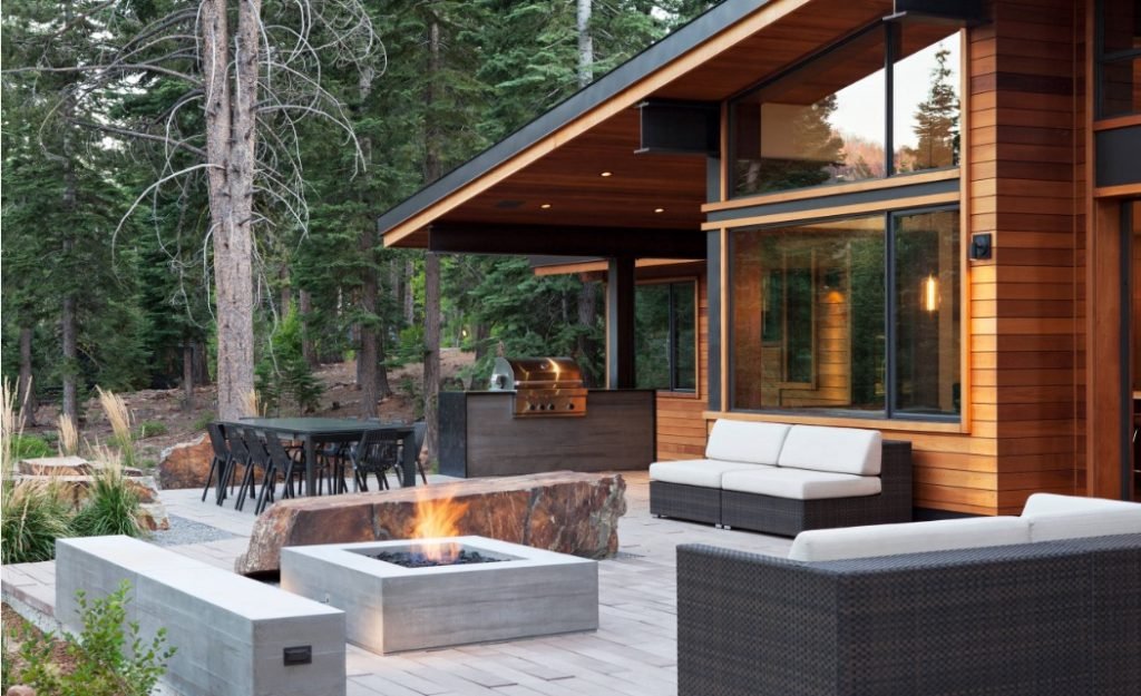Check-Out-These-9-Things-When-Planning-Your-Outdoor-Living-Area Check out these 9 things when planning your outdoor living area