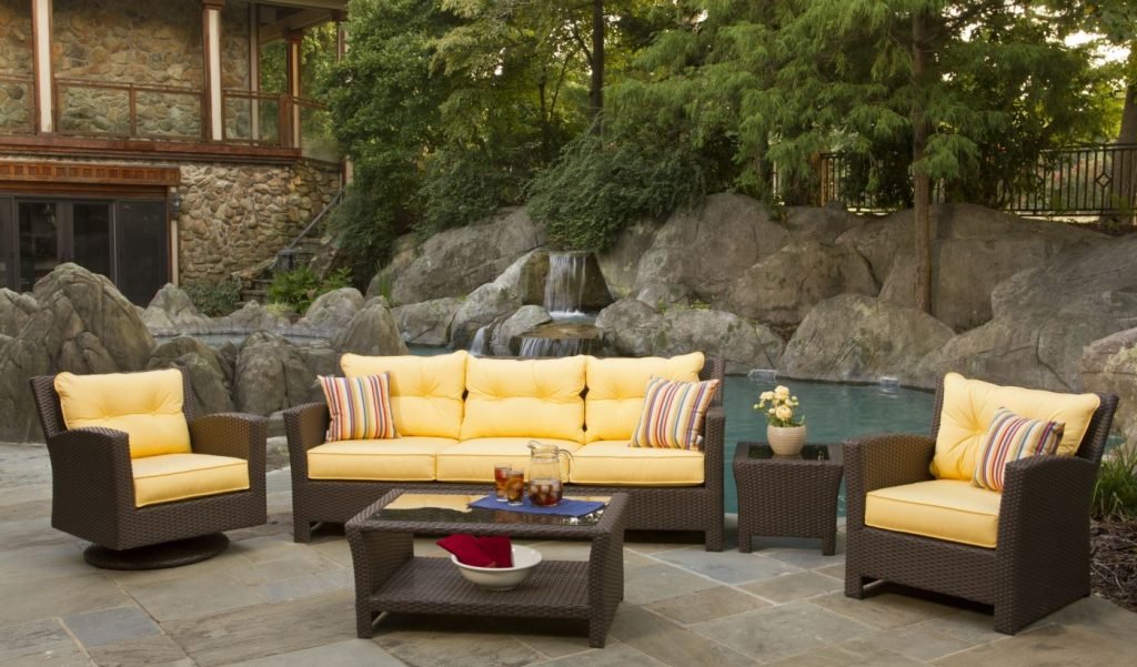 Outdoor-wicker-looks-the-same-as real-wicker Outdoor wicker looks the same as real wicker