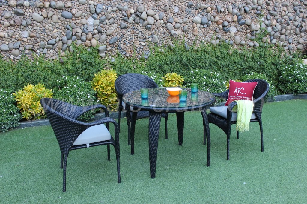 Round-table-poly-rattan-wicker-dining-set Round table poly rattan wicker dining set
