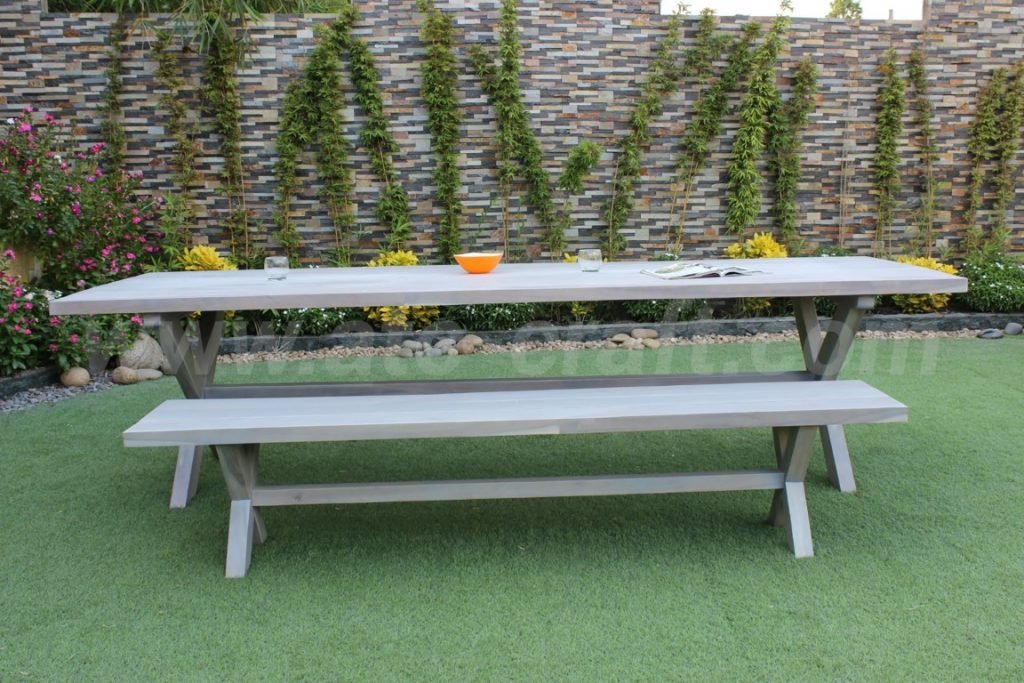 Wood-might-be-slightly-superior-to-synthetic-rattan-outdoor-furniture wood might be slightly superior to synthetic rattan outdoor furniture