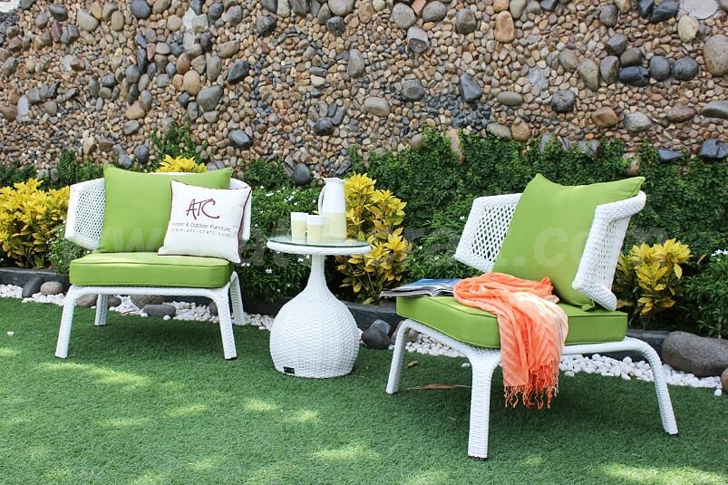 This-patio-wicker-set-is-popular-for-outdoor-spaces-of-all-sizes This patio wicker set is popular for outdoor spaces of all sizes