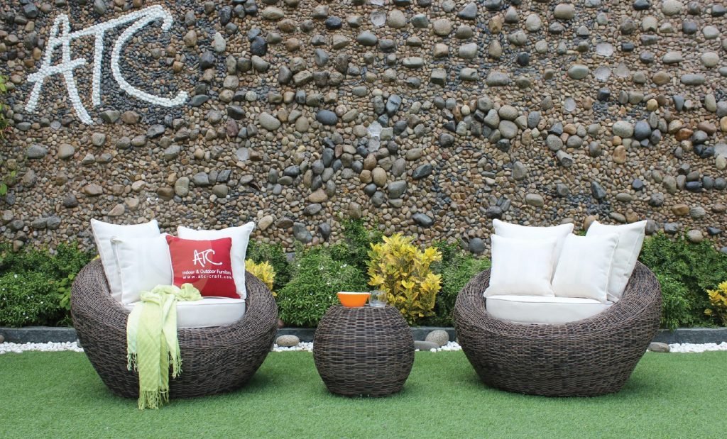 The mini resin rattan sofa set